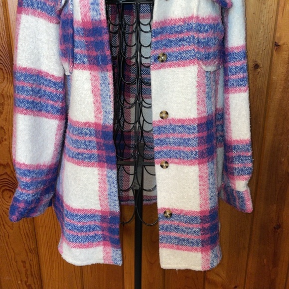 Grace + karma flannel jacket size medium pink and blue plaid flannel top warm - Picture 3 of 6